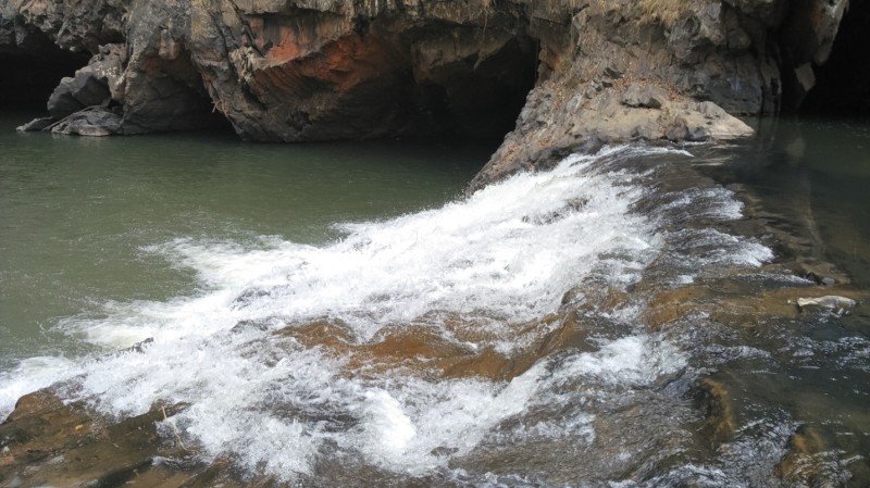 Water flow at Syntheri rocks Dandeli