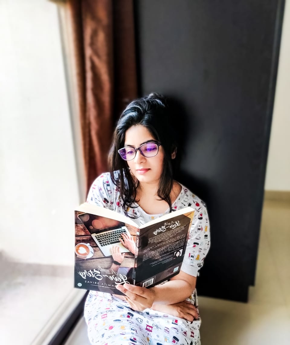 Sushmita Srivas reading her book "A Month Love~Story"