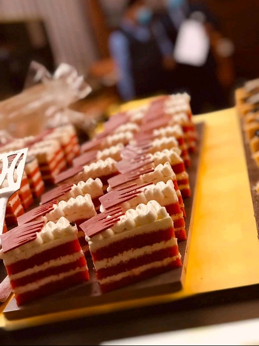 Oberoi Hotel pastries