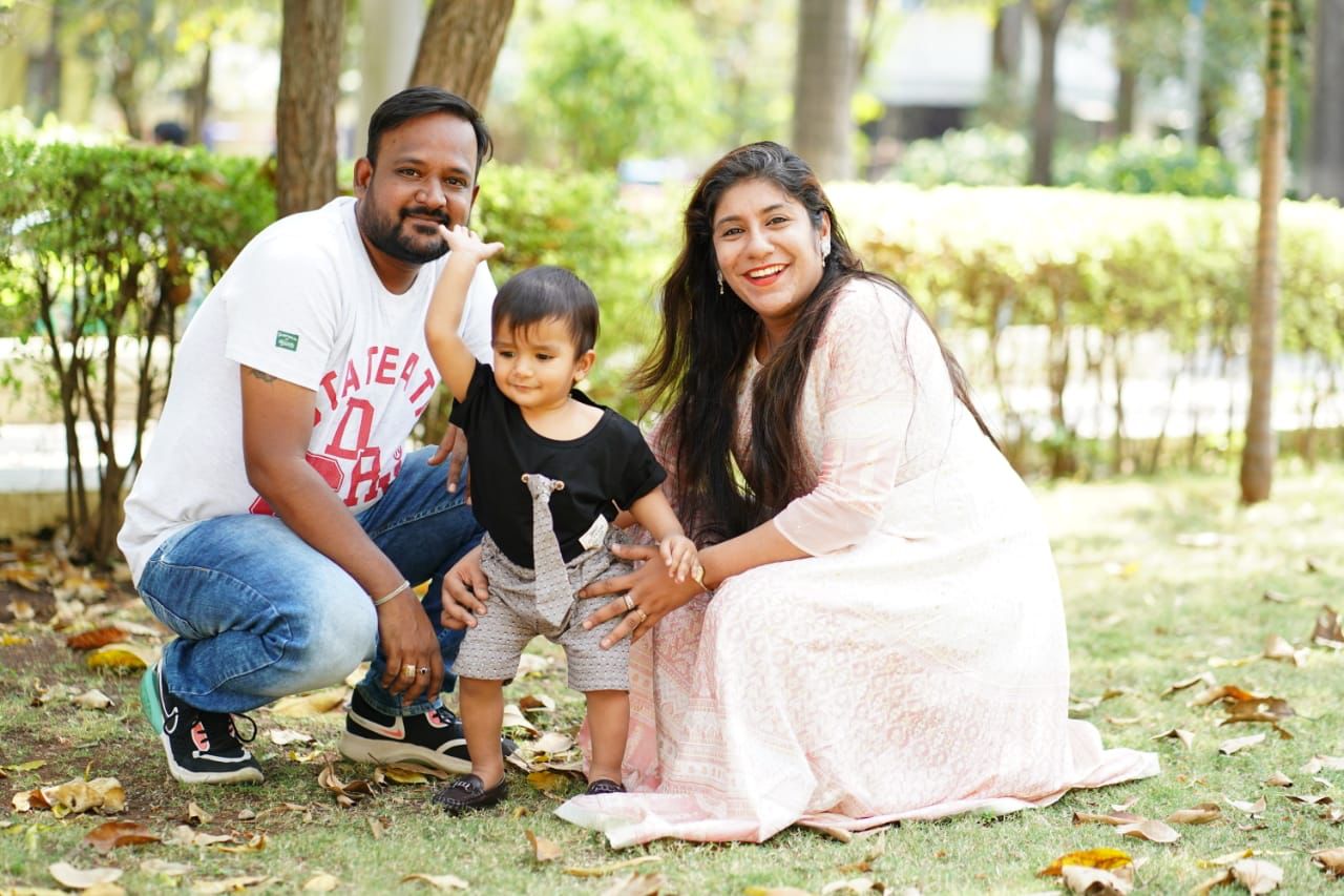 Manisha Apul with kid