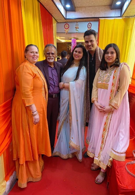 Kanika Joshi with family